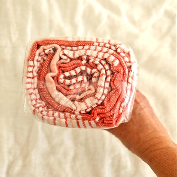 New Turkish style 100% Cotton Beach / Bath towel 39 x 78 inches pink red - Picture 3 of 3